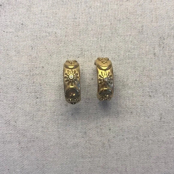 ✨You’re My Sun, Moon And Stars Gold Hoop Earrings - Picture 4 of 9